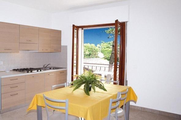 Ba- Tintoretto Apartments - Lignano Sabbiadoro Exterior photo